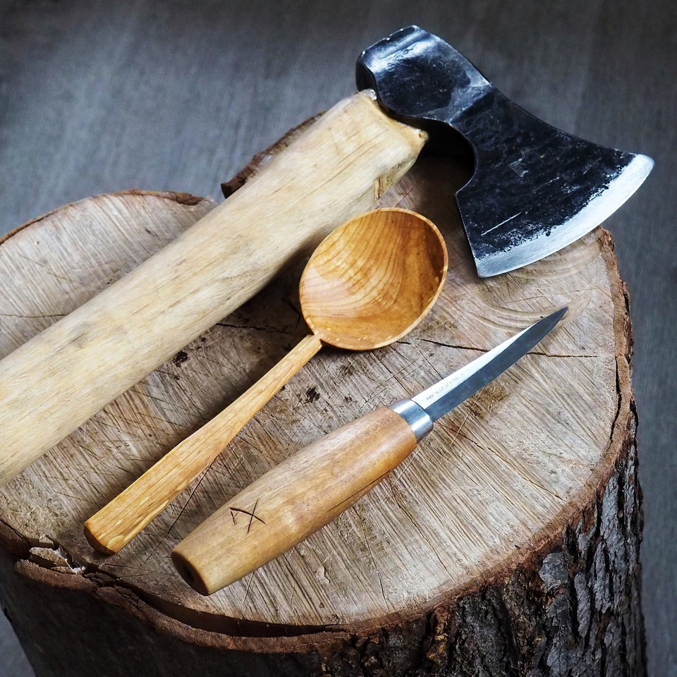 sculpter une cuillère en bois, ateliers Métiers & Traditions